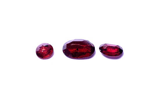 Red Garnet (Almandine)