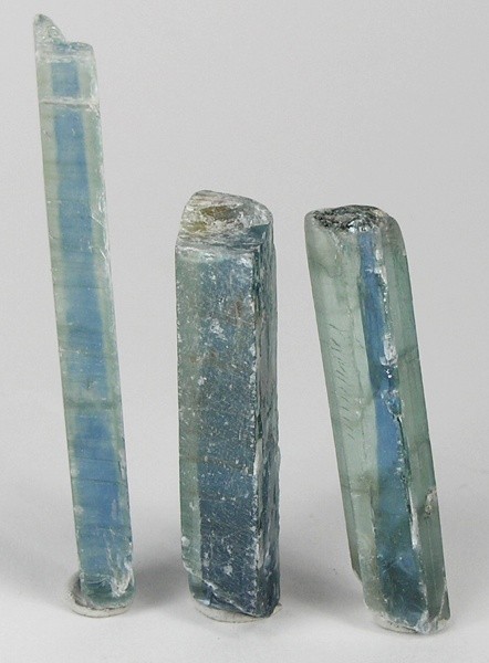 Natural Kyanite Stone
